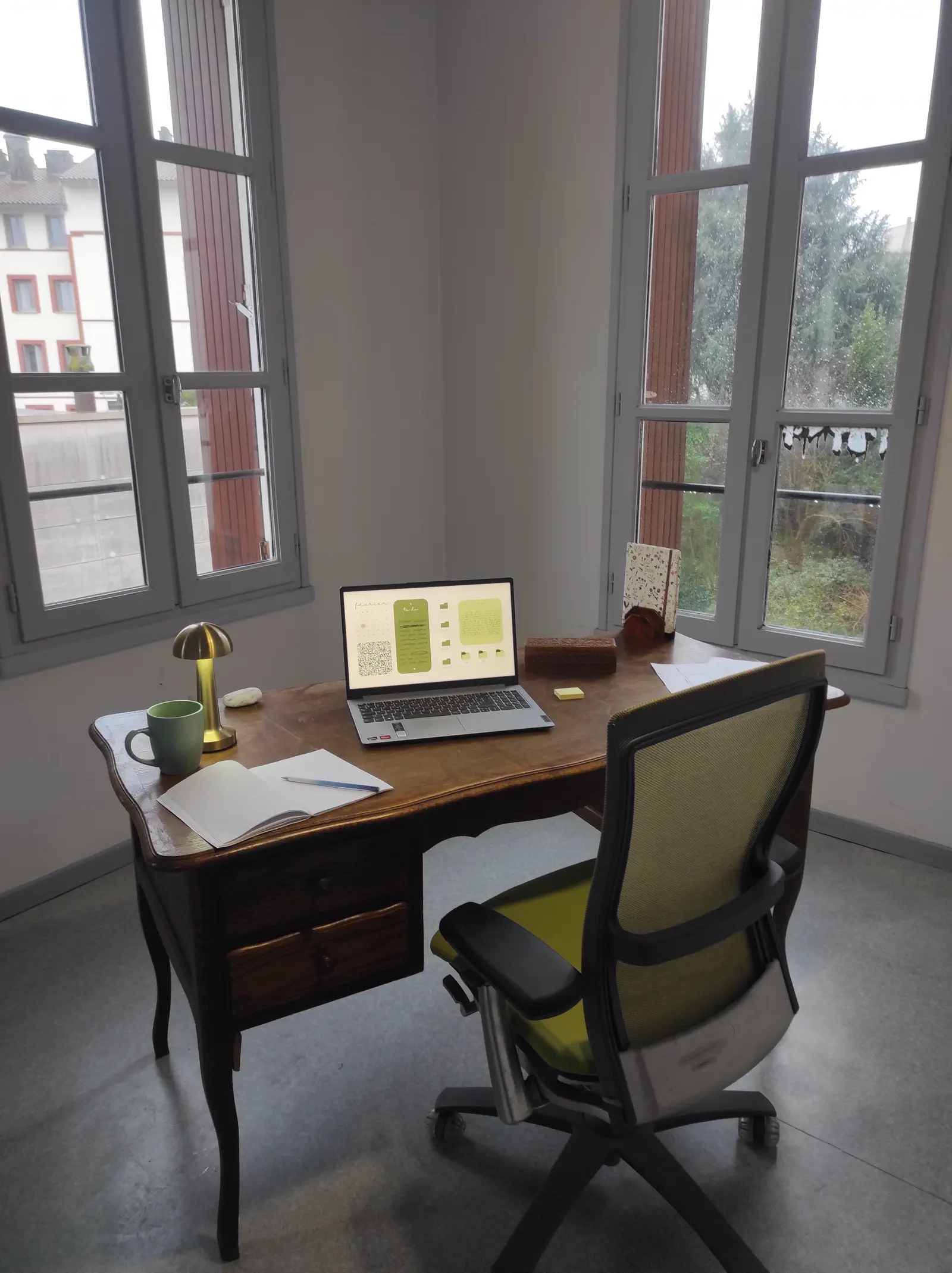 Un poste de travail au Génie